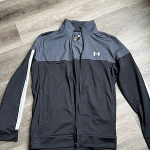 Men’s Under Armour Light weight zip-up jacket - Size Medium